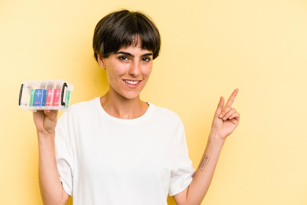 Client mulțumit cu broderie